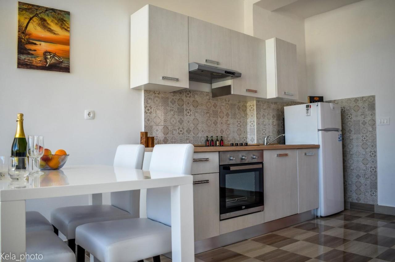 Galeb Apartment Veli Iz Luaran gambar